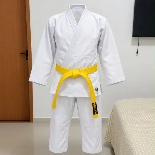 Vendo kimono marca ?Dragão?