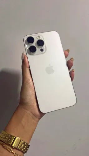 iPhone 15 pro max 256 