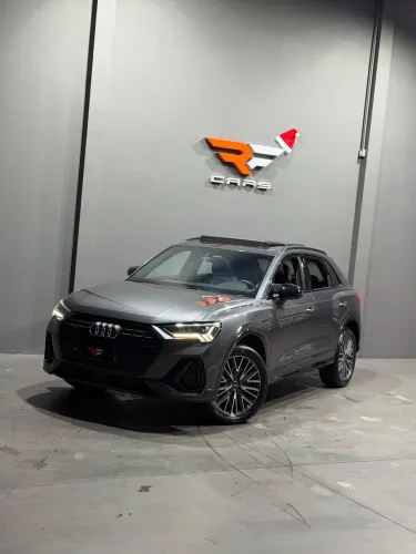 Audi Q3 Perf. Black 2.0 TFSI Tiptr. Quattro 2022