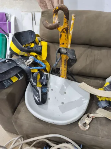 Vendo cadeira de balancinho cordas,coletes travaqueda