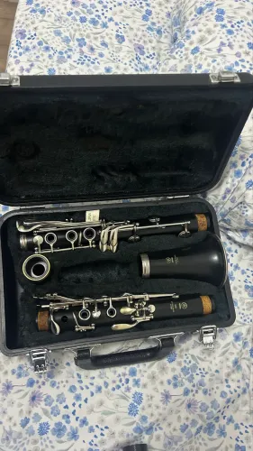 Clarinete Yamaha Ycl250