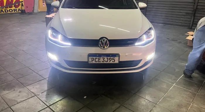 Volkswagen Golf Comfortline 1.4 TSI 140cv Aut. 2015