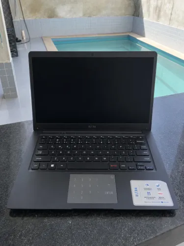 Notebook multilaser ultra