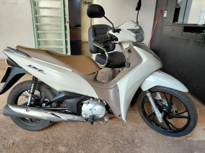 Honda Biz 125 EX 2000 mil km