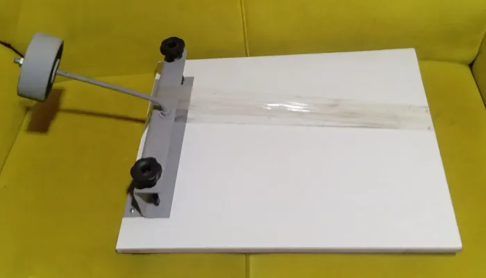 SERIGRAFIA MESA COM GARRA PLANA PARA IMPRESSÃO DE EMBALAGEM E BRINDES