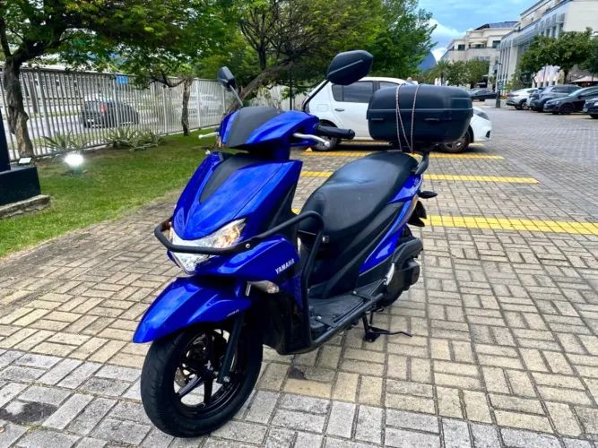 Yamaha Fluo 125 abs 2023