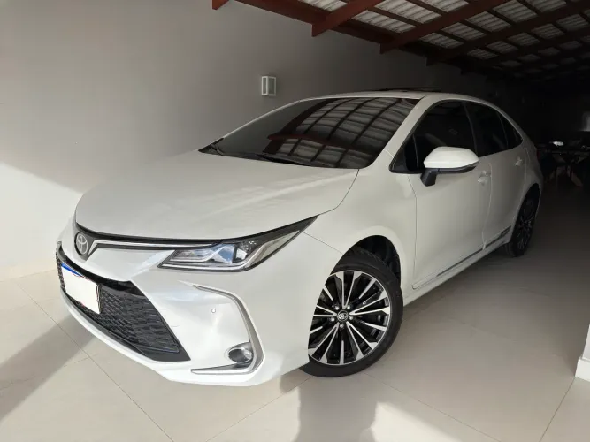 Toyota Corolla Altis 2.0 Flex 16V Aut. 2024