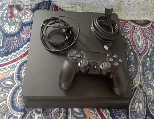 PS4