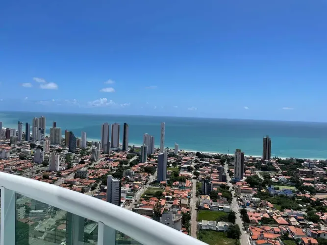 Cobertura para venda possui 121 metros quadrados com 2 quartos