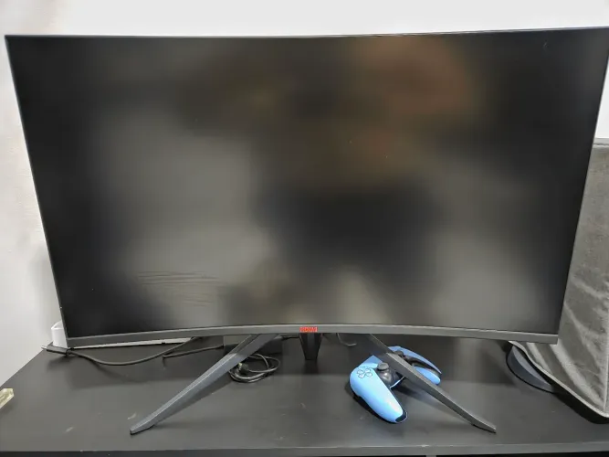 Monitor 32