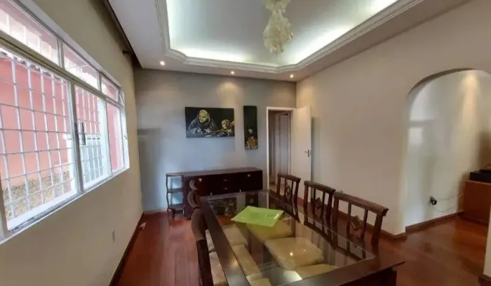 Casa à venda, 5 quartos, 1 suíte, 2 vagas, Jardim América - Belo Horizonte/MG
