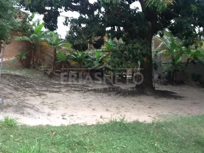 Terreno à venda no bairro Cidade Alta