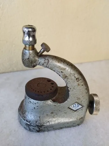 Ferramenta antiga de relojoeiro