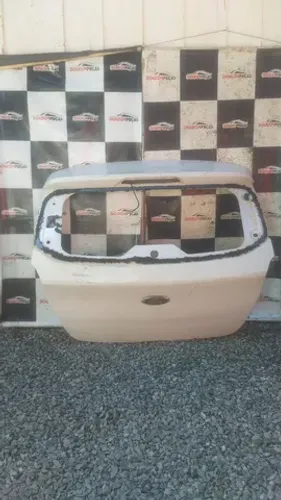 Tampa Traseira Ford Ka 2014 branca S/Break Ligth