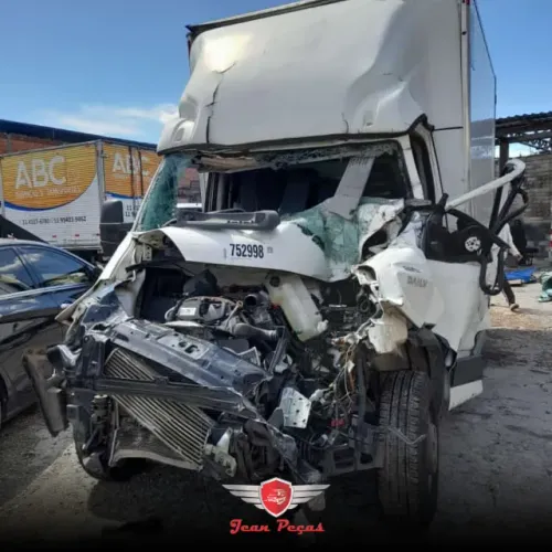 Iveco, sucata para retirada de peças