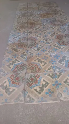 Pisos belga e azulejos importados 