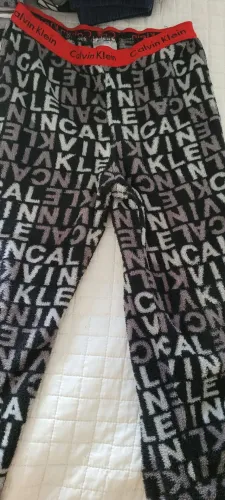 Calça Calvin Klein- 5 anos