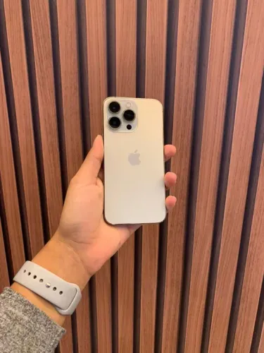 iPhone 13 Pro gold