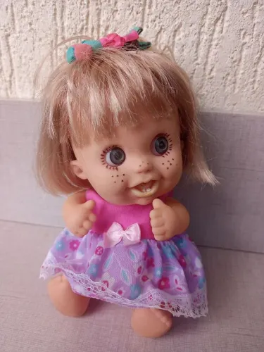 Boneca Babies Expressões Bee Toys - Fofa e Charmosa!