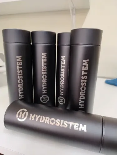 Copo térmico com gravação a laser