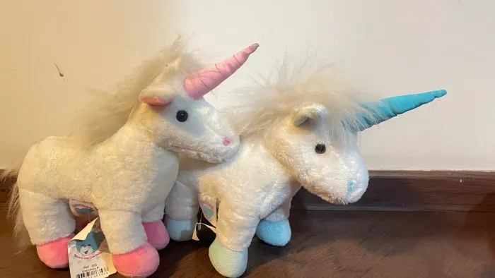 Unicórnios de Pelúcia Rosa e Azul