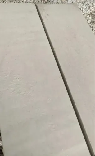 Revestimento de concreto aparente ripas / réguas