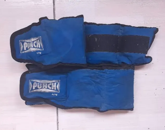 Par de caneleira tornozeleira 4kg Punch - Usado
