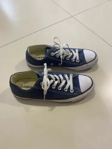Tênis All Star Converse cor azul tamanho 36