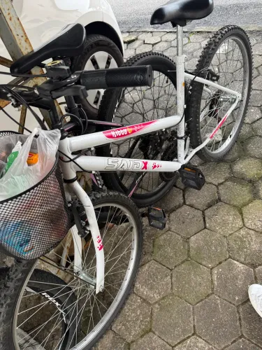 Bicicleta seminova 