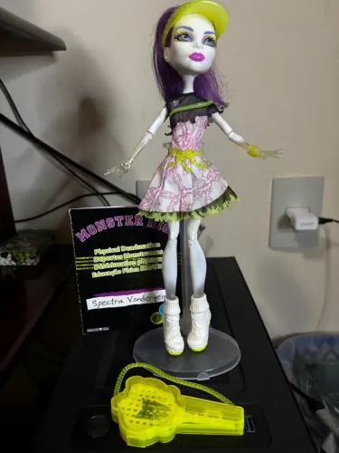 Boneca spectra sporterror *leia o anuncio *