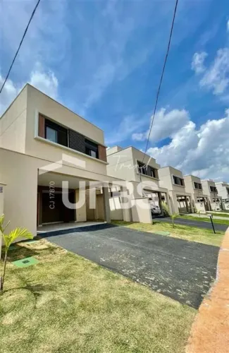 Jardins Marselha - Casa de Condomínio 3 quartos, sendo 3 suítes