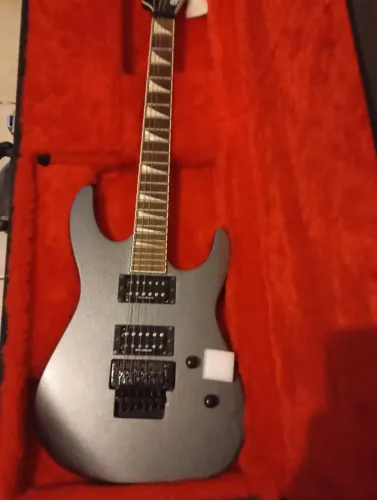 Guitarra Jackson Soloist SLX DX único dono