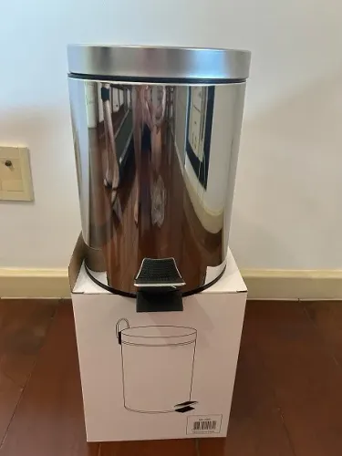 Lixeiras 10L. Aço Inoxidável novas