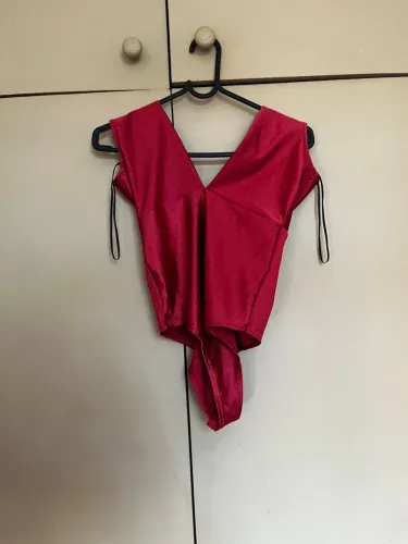 Body Vermelho