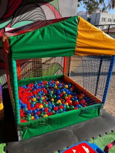 PISCINA DE BOLINHAS INFANTIL 1,50m X 1,50m - COMPLETA