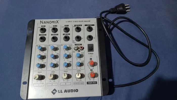 Mixer de áudio 4 canais Nanomix NA402R