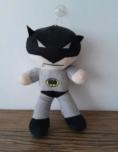 Boneco pelúcia do Batman