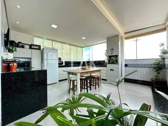 Cobertura à venda, 2 quartos, 1 vaga, Santa Mônica - Belo Horizonte/MG