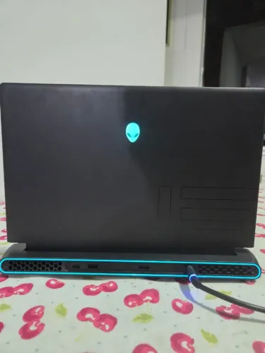 AlienWare M15R7
