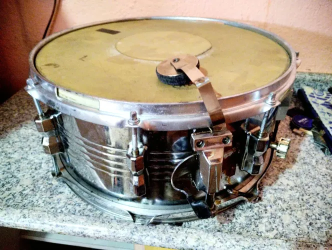 2 caixas em alumínio cromado 14x6 Dudu portes pele + RMV porosa