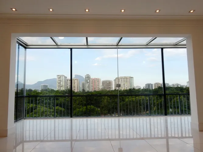 COBERTURA DUPLEX - JARDIM EUROPA - 300M² - 4 QUARTOS - BARRA DA TIJUCA