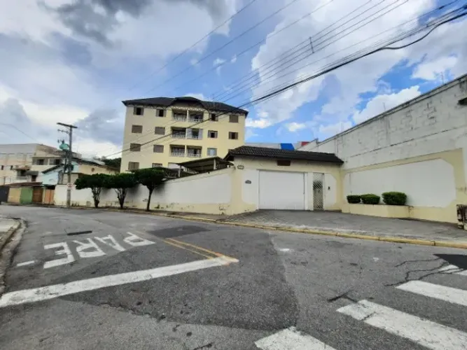 Apartamento de 3 dormitórios sendo 1 suíte bairro Jardim Humaitá