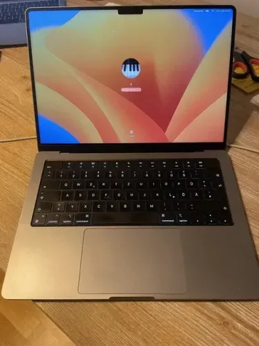 macbook pro m1 1tb