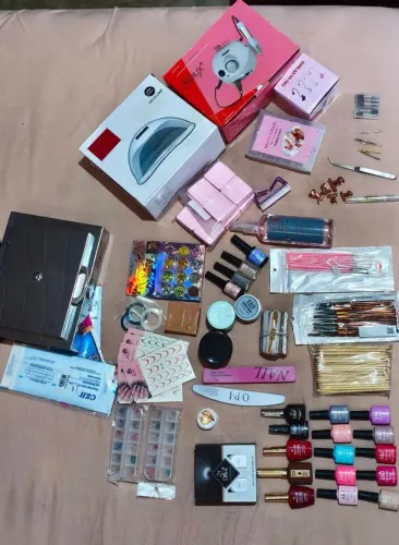 Vendo kit completo alongamento e esmaltação em gel 