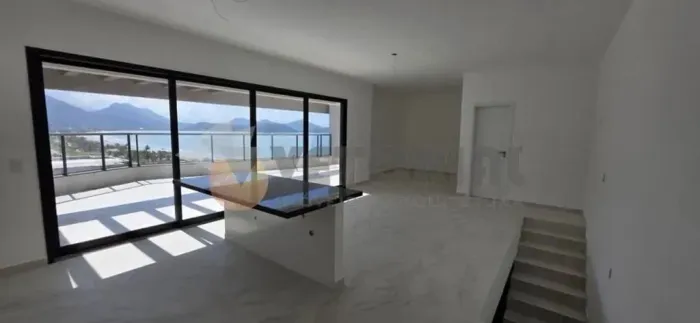 Cobertura Frente Mar Praia Indaiá Caraguatatuba