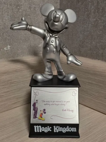 Boneco Mickey Magic Kingdom Oficial 