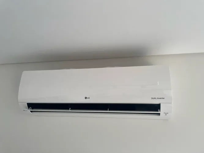 Vendo Ar condicionado LG 18.000 btus frio