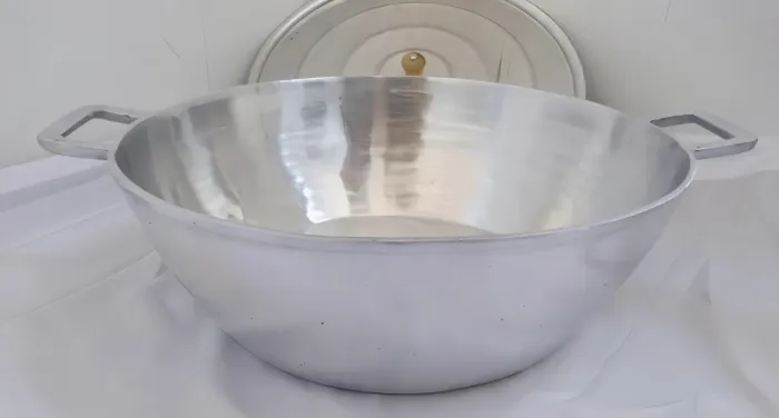 Tacho alumínio batido a partir de 90,00 reais