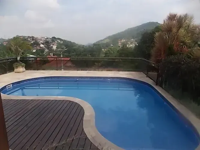 Pendotiba - Condominio Village