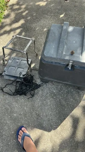 Vendo Caixotes Baú 80 L e 45 L